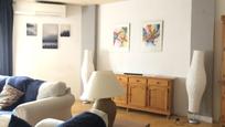 Living room of Flat for sale in  Madrid Capital  with Air Conditioner, Heating and Storage room