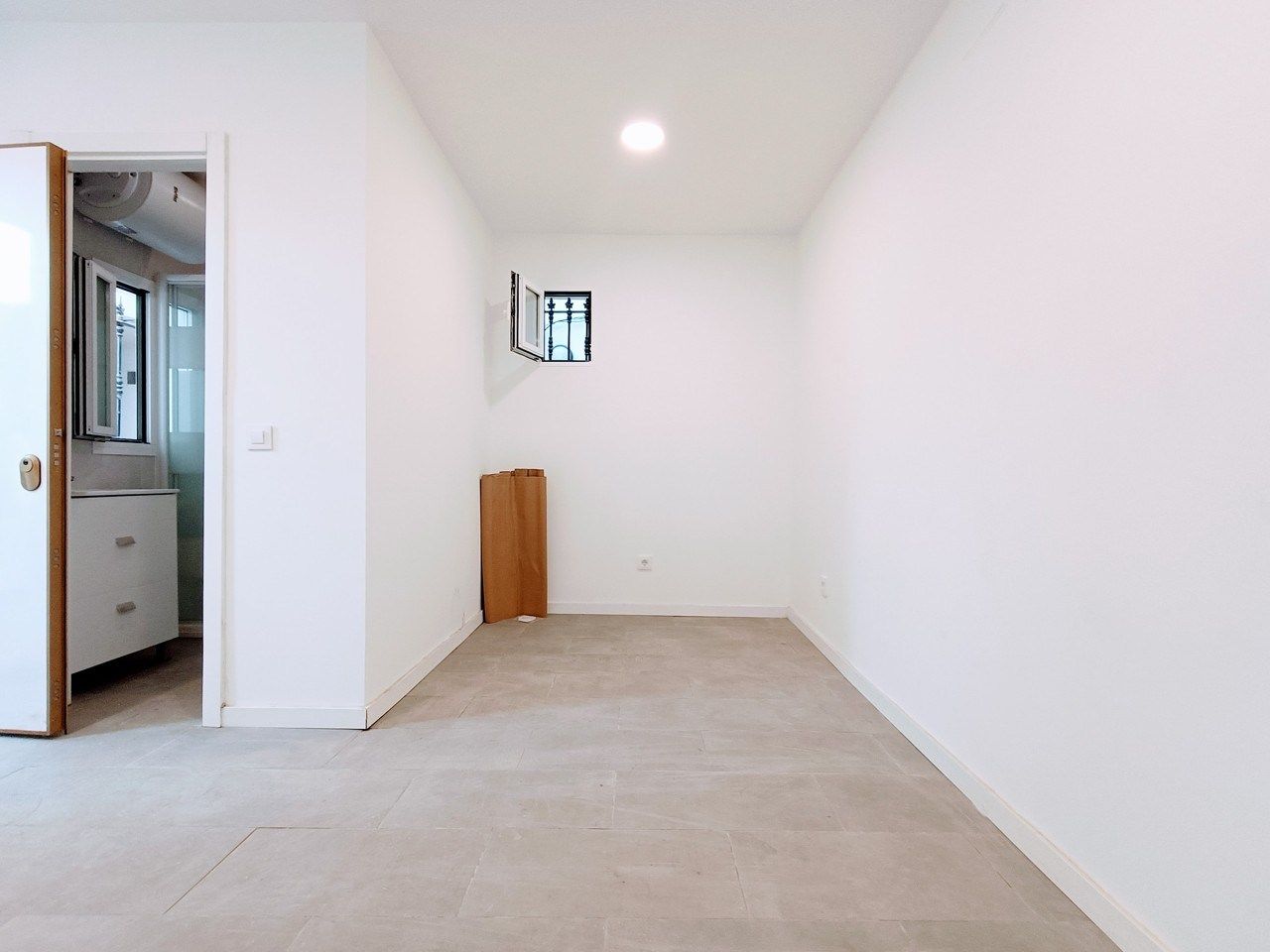 Study to rent in CIPRIANO SANCHO, Ventas
