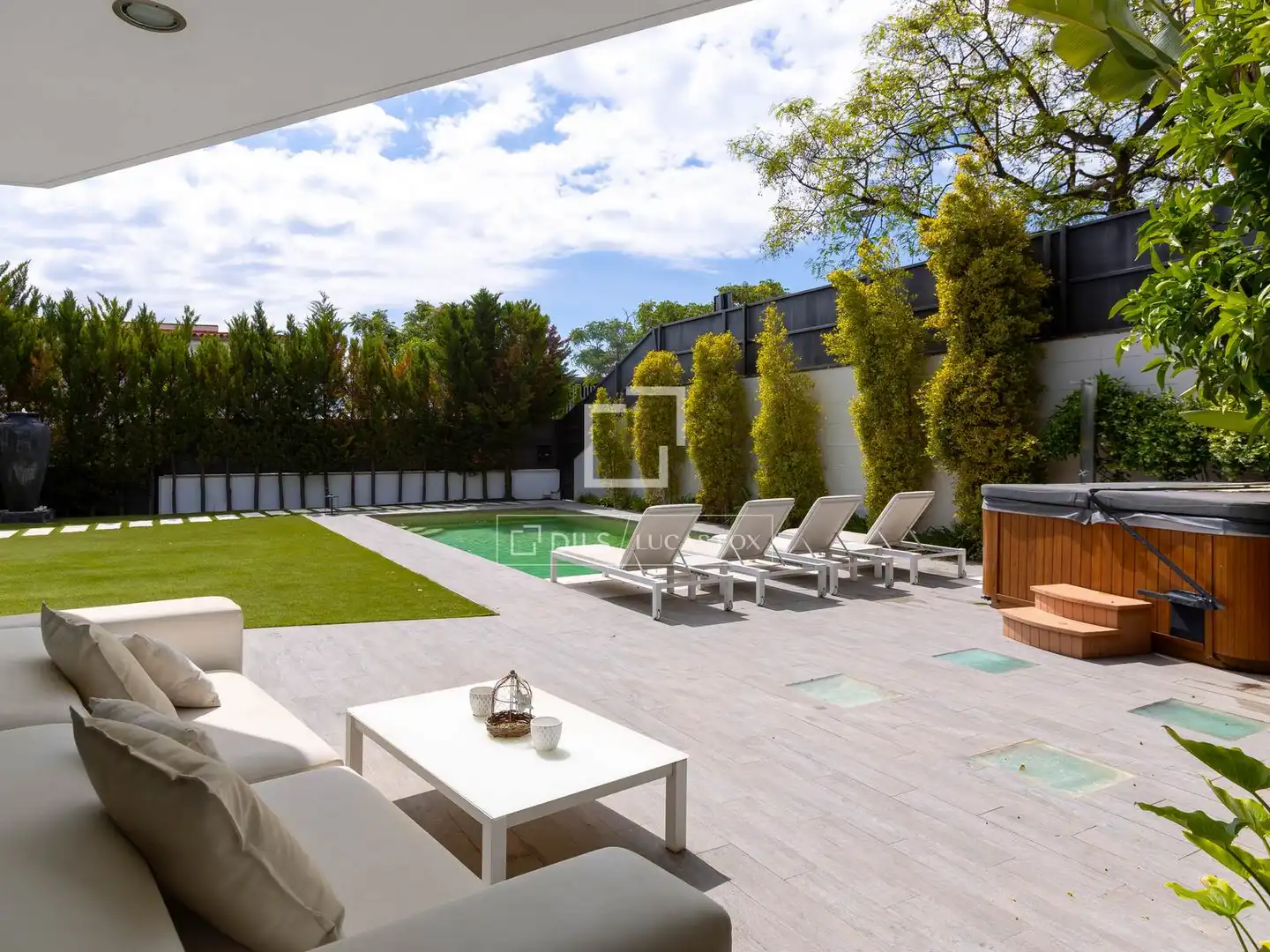 Terrassa de Casa o xalet en venda en Mataró amb Aire condicionat, Calefacció i Jardí privat