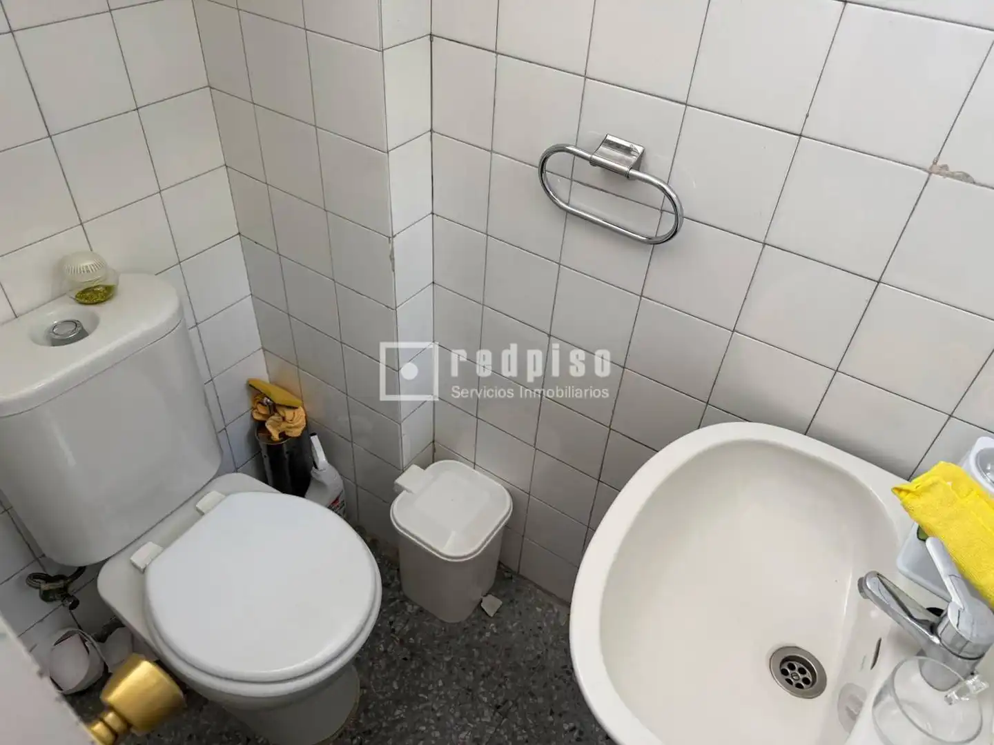 Badezimmer von Geschaftsraum zur Miete in Madrid