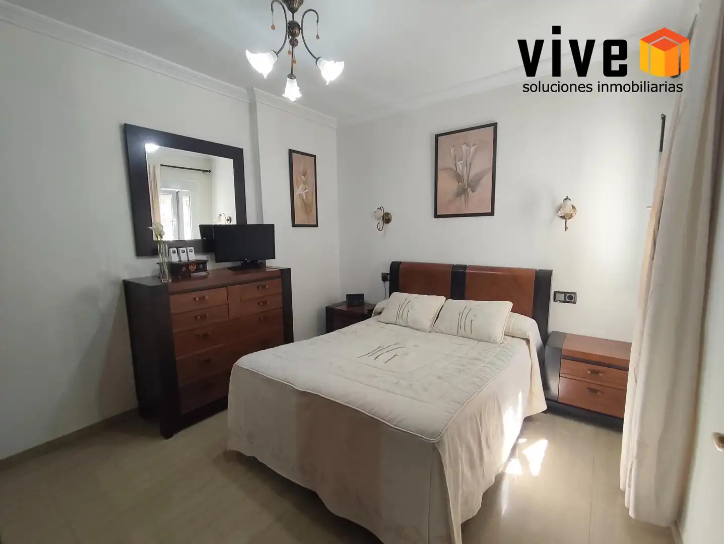 Bedroom of Flat for sale in Sevilla  with Air Conditioner