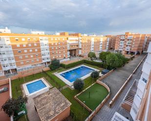 Vista exterior de Pis en venda en  Sevilla Capital amb Aire condicionat, Calefacció i Parquet