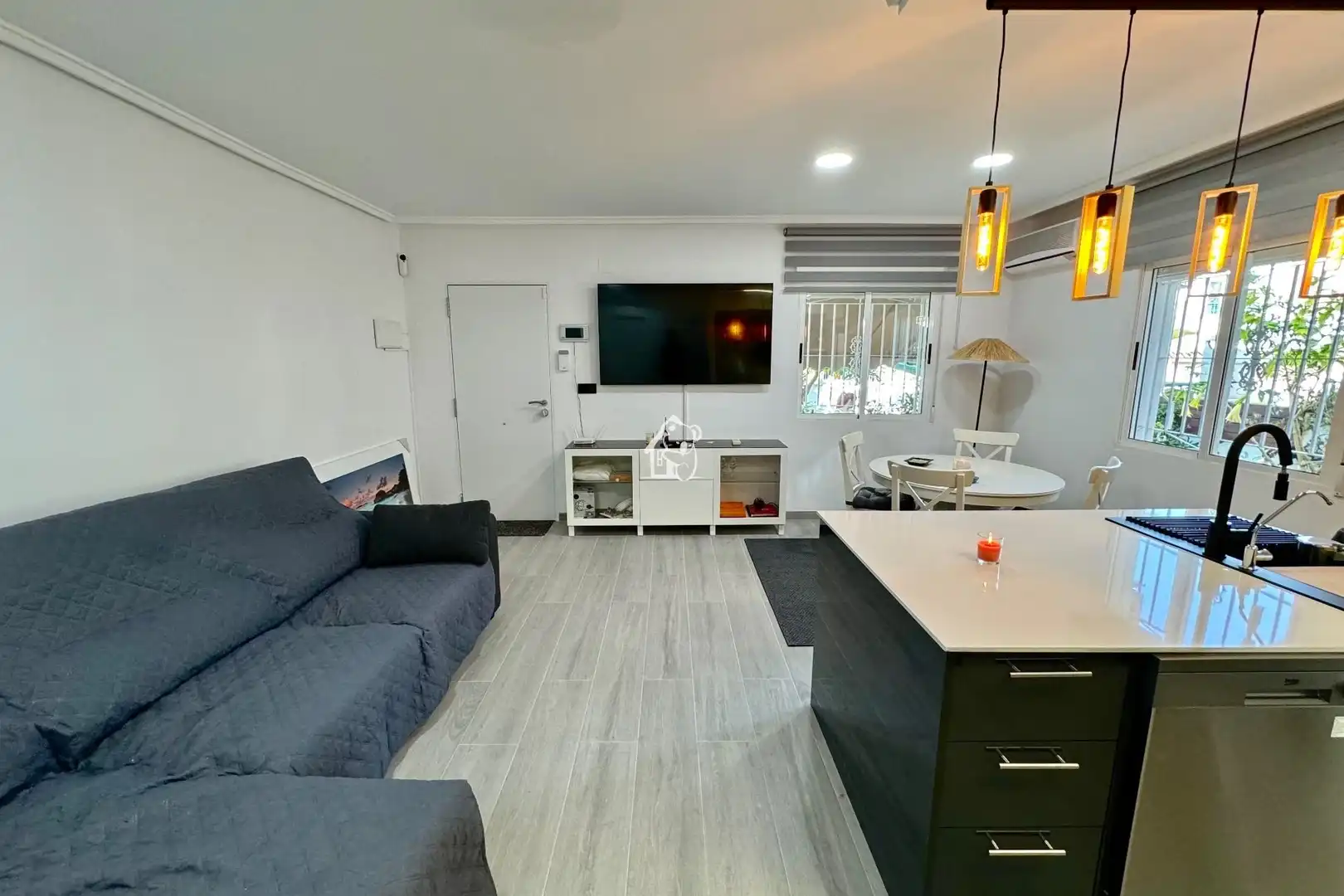 Sala de estar de Casa o chalet de alquiler en Torrevieja con Piscina
