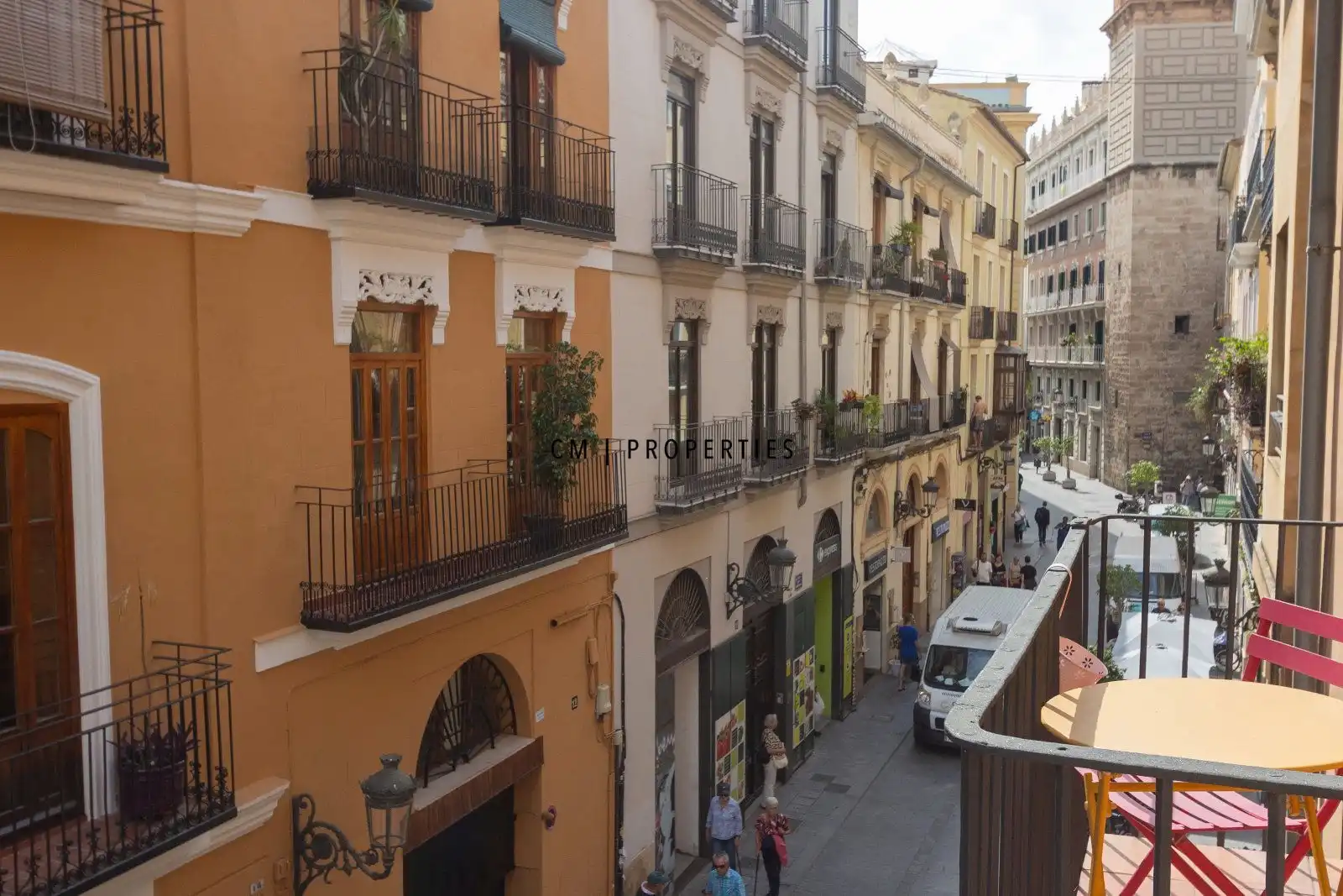 Exterior view of Flat for rent in Ciutat Vella 