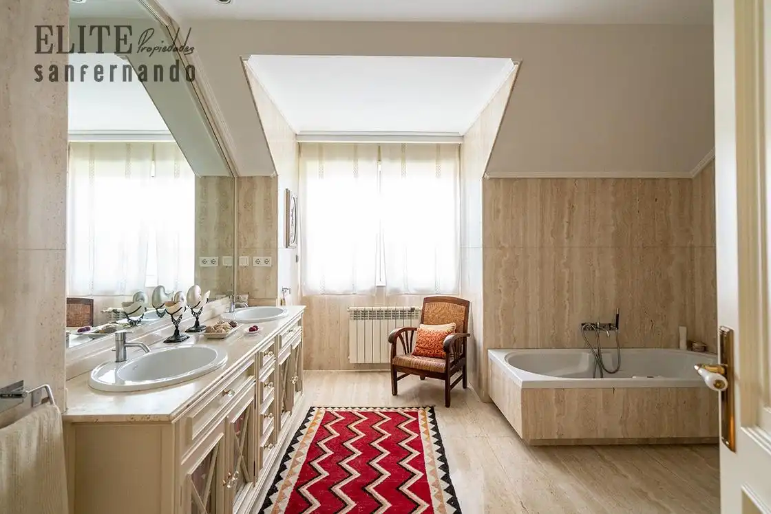 Baño de Casa o chalet en venta en Piélagos con Calefacción, Jardín privado y Trastero