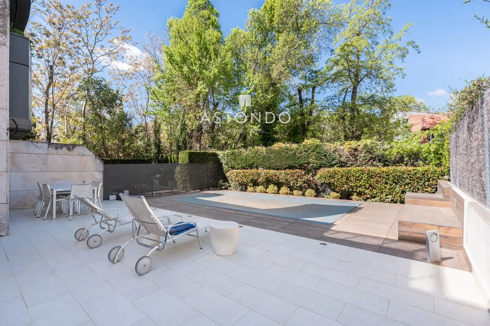 Terraza de Casa adosada en venta en Madrid con Aire acondicionado, Calefacción y Parquet