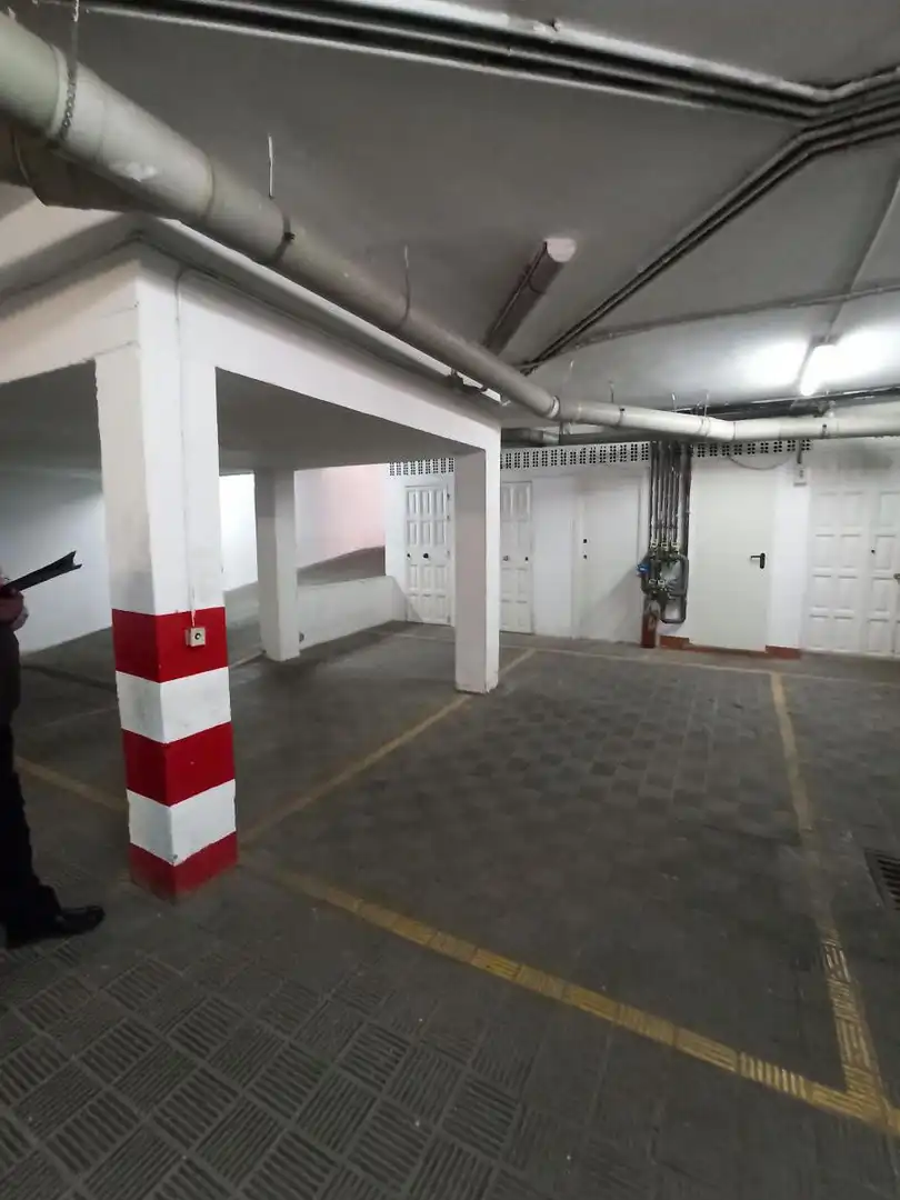 Garage for sale in Rodrigo de Triana, Triana Casco Antiguo