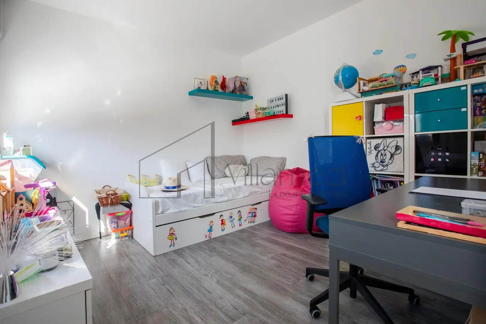 Habitación de Casa o chalet en venta en L'Eliana con Aire acondicionado, Calefacción y Jardín privado