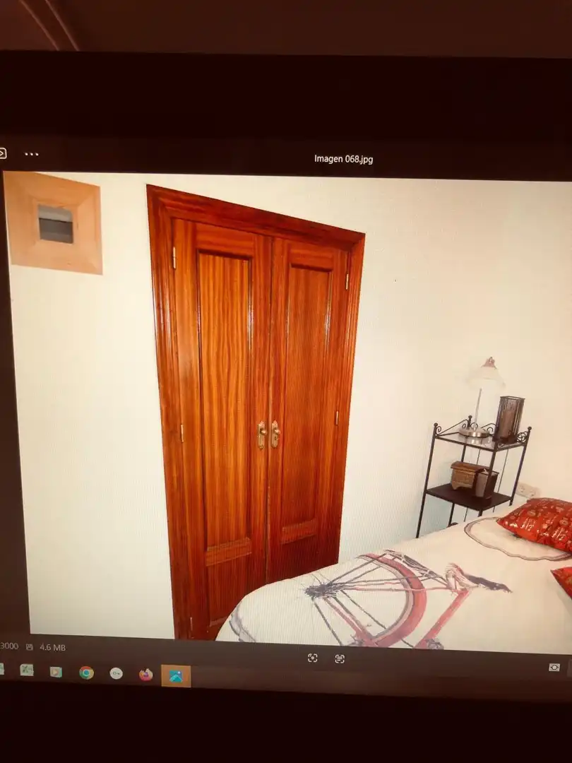 Dormitori de Casa o xalet en venda en Cambil amb Aire condicionat, Parquet i Balcó