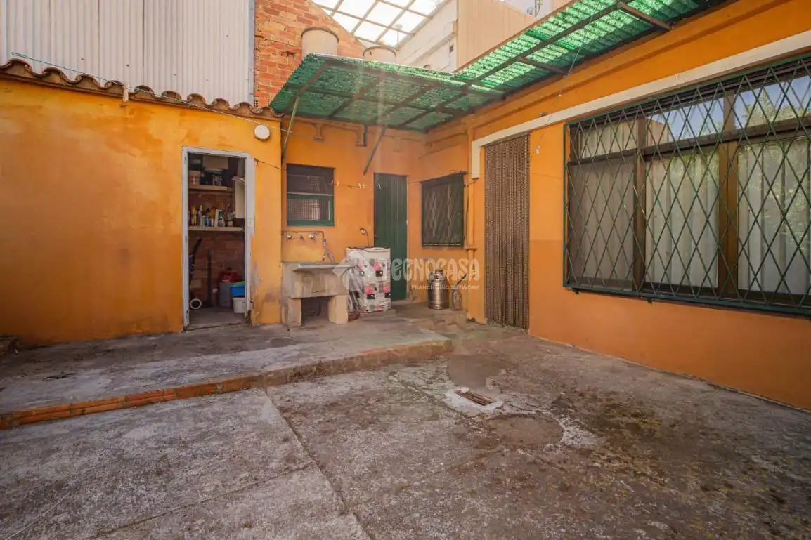 Casa adosada en venda en Gavà amb Terrassa