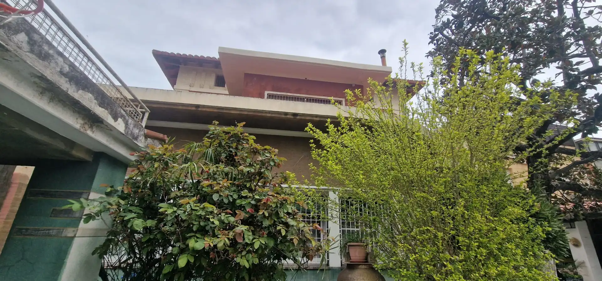 Vista exterior de Casa o chalet en venta en El Prat de Llobregat con Calefacción, Jardín privado y Terraza