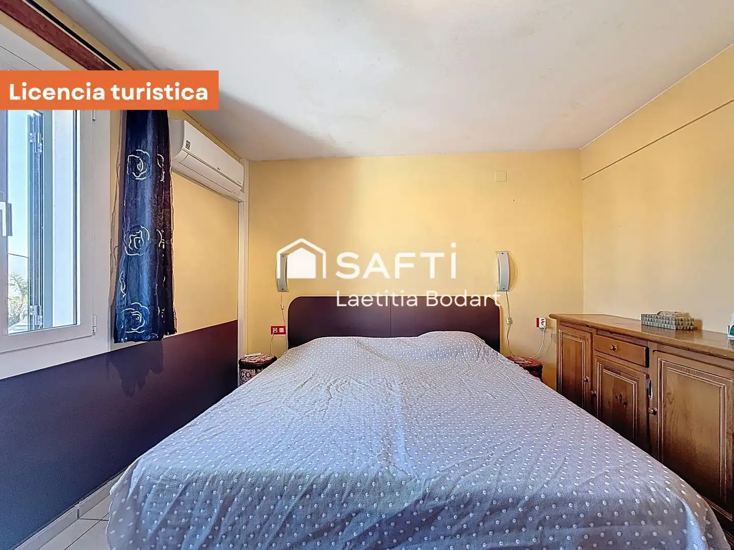 Habitación de Casa adosada en venta en Empuriabrava con Aire acondicionado, Calefacción y Terraza