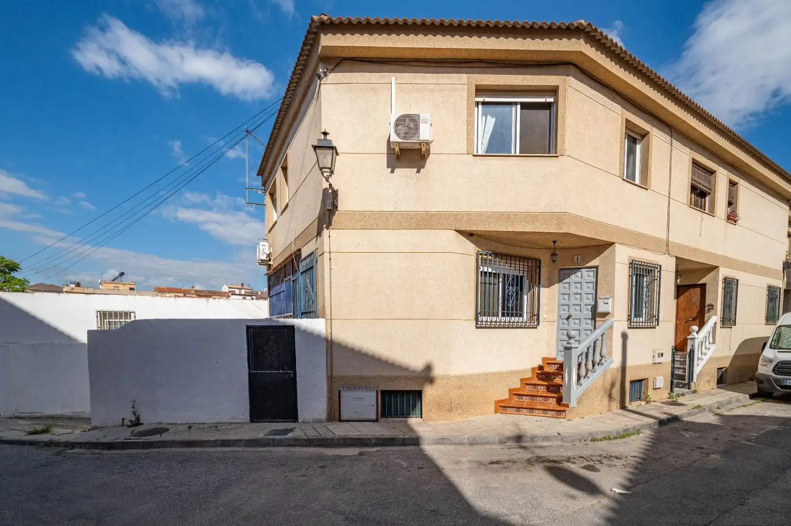 Vista exterior de Casa o chalet en venta en Las Gabias con Aire acondicionado y Terraza
