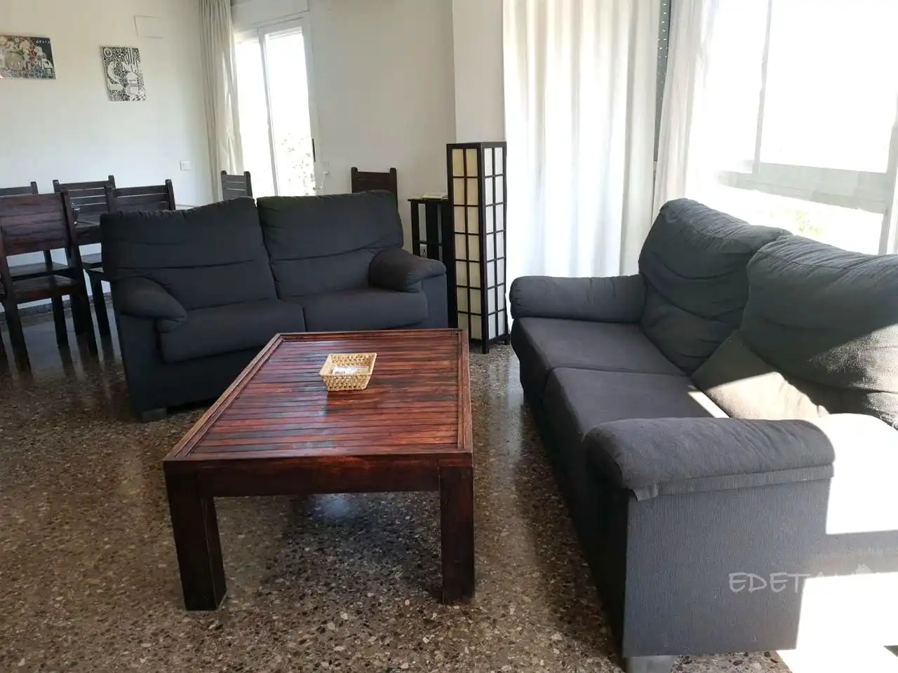 Habitació a D'Almansa, Moncada