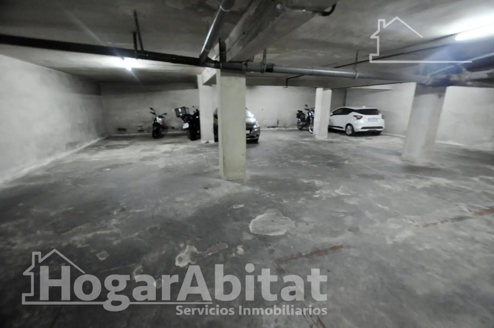 Parking of Flat for sale in Valencia  with Heating and Balcony