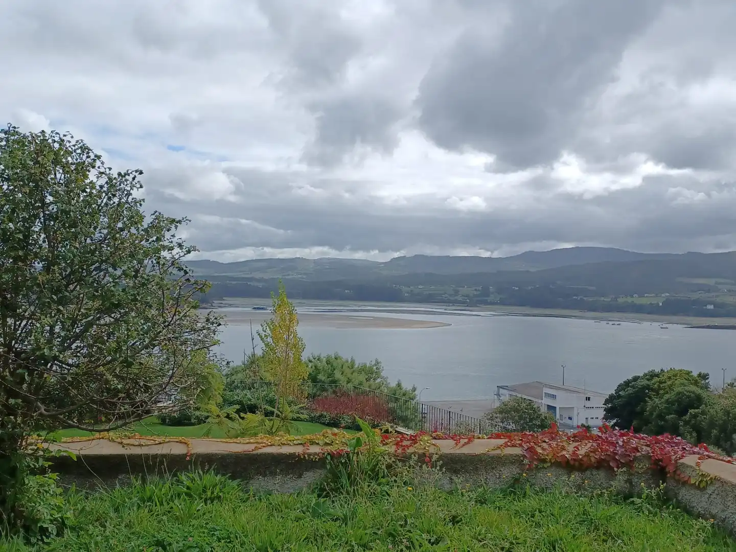 Garden of Houses for sale in Ribadeo  with Private garden, Parquet flooring and Terrace