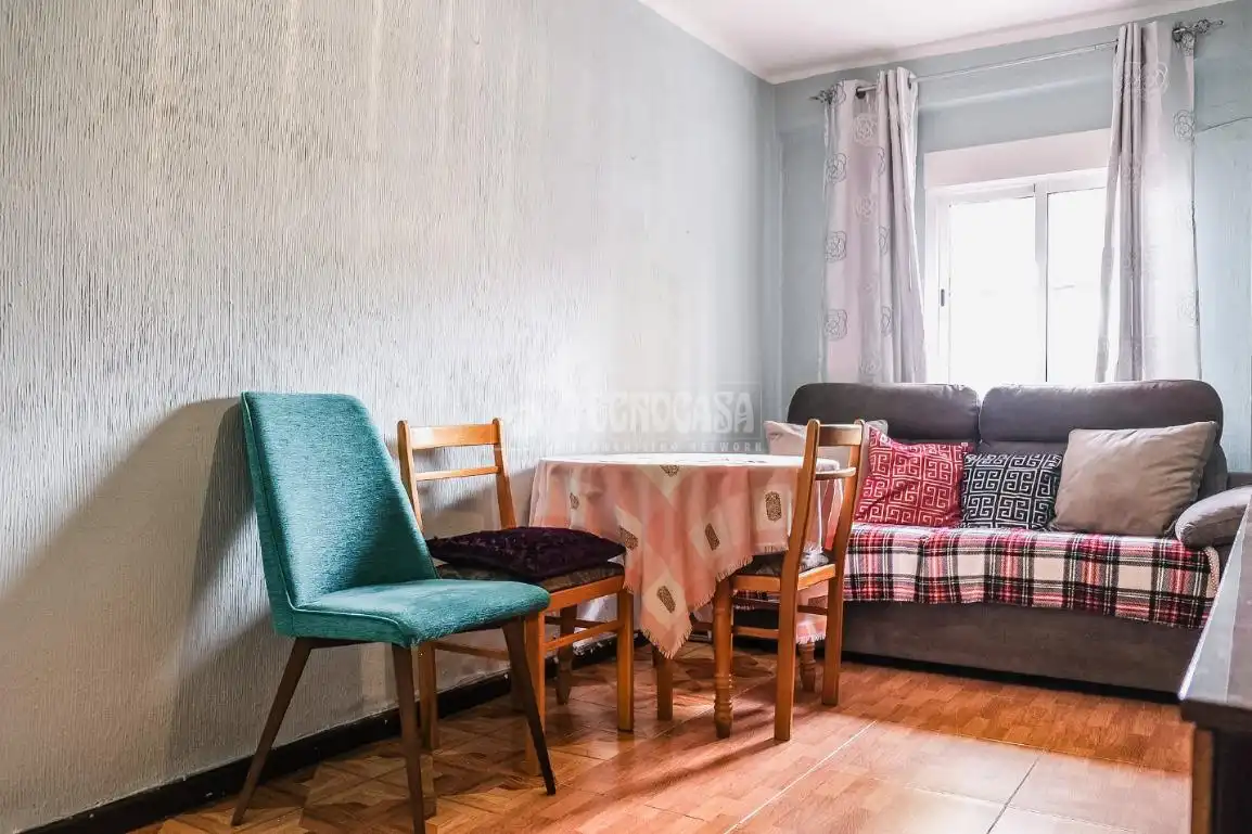 Sala de estar de Piso en venta en  Madrid Capital