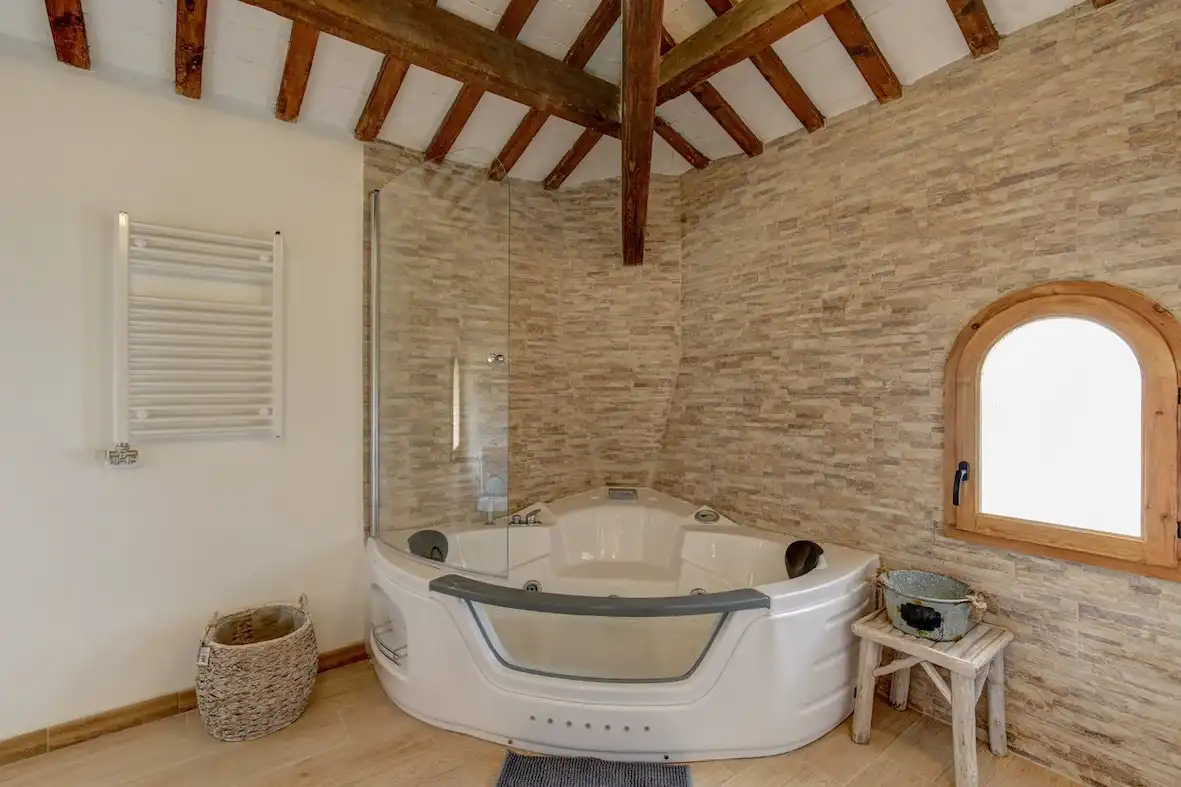 Badezimmer von Country house zum Verkauf in Llinars del Vallès mit Klimaanlage, Heizung und Abstellraum