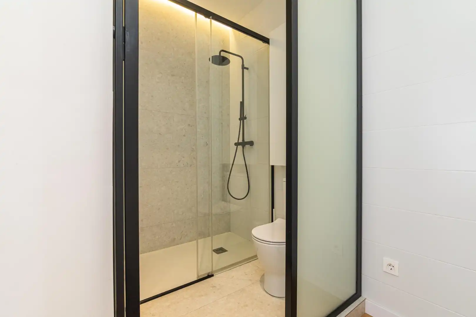 Bathroom of Ground floor for sale in Elche / Elx  with Air Conditioner, Heating and Private garden