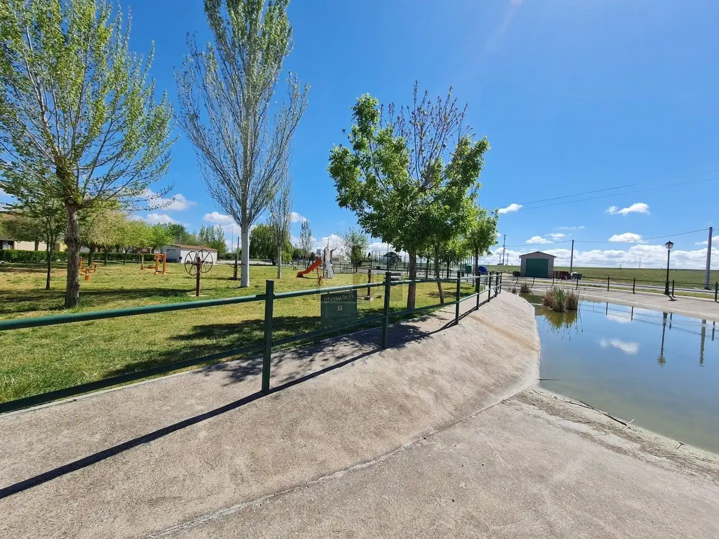 Vista exterior de Casa o xalet en venda en Blascosancho, Ávila