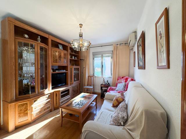 Piso en Venta en MARTELL en San Diego