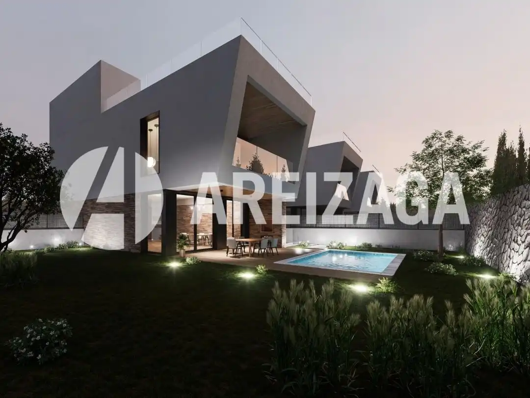 Casa o chalet en venta en Donostia - San Sebastián  con Calefacción, Jardín privado y Terraza