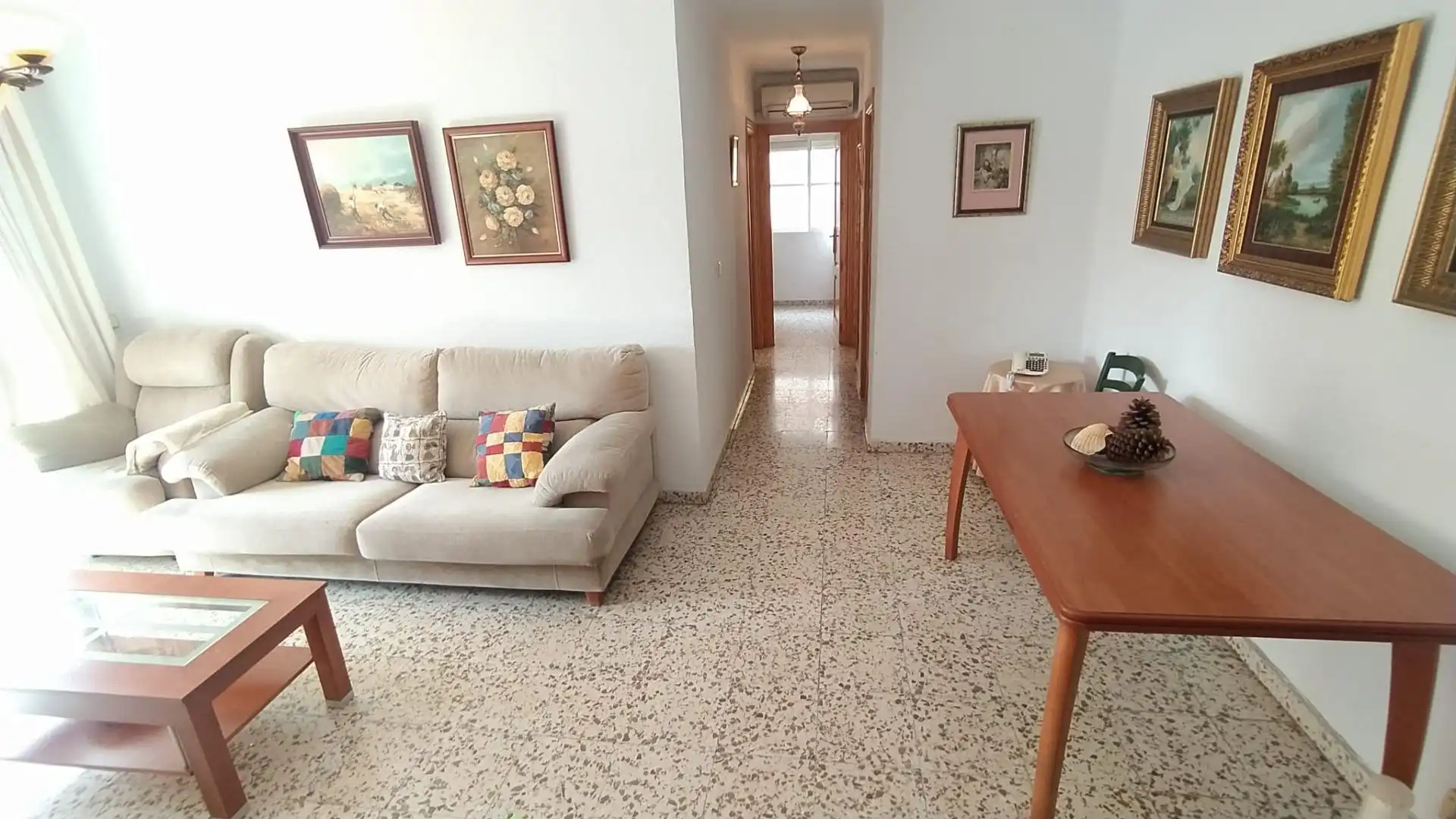 Sala d'estar de Pis en venda en Málaga amb Aire condicionat, Jardí privat i Terrassa