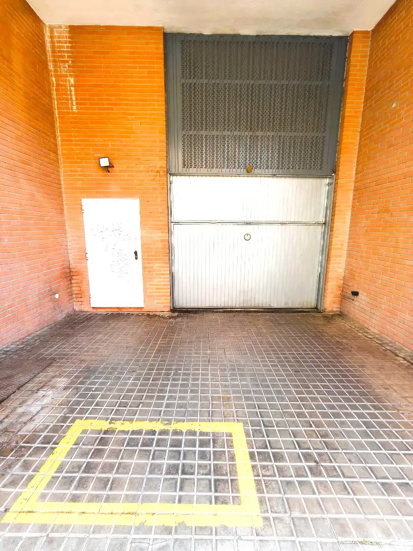 Parkplatz mit Aufzug zum Verkauf in Carrer de Santa Marta, imagen 4