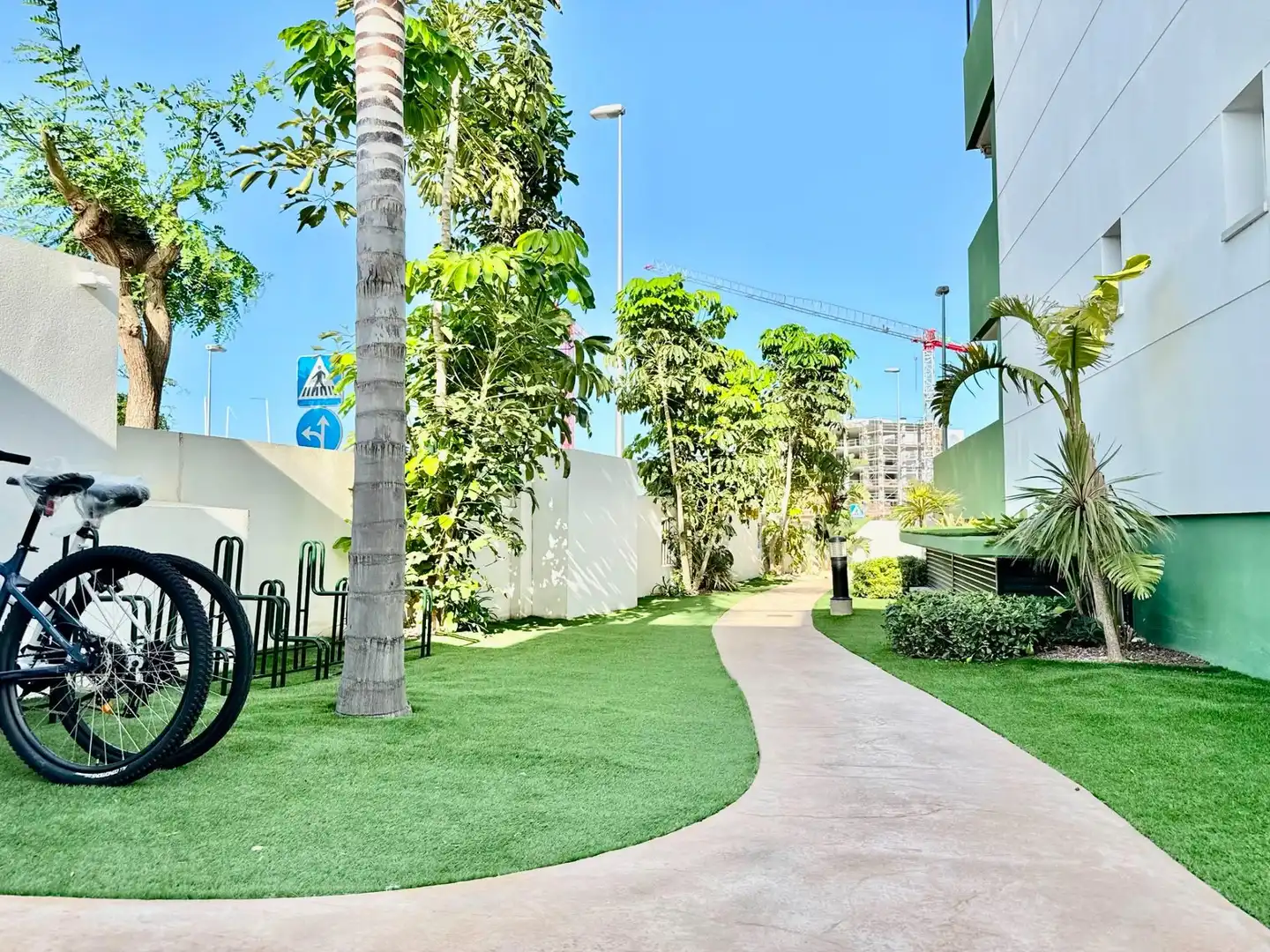 Apartament amb piscina en venda a Avenida Avenida Italia 30, imagen 53