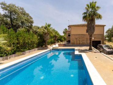 Detached house for sale in La Carlota