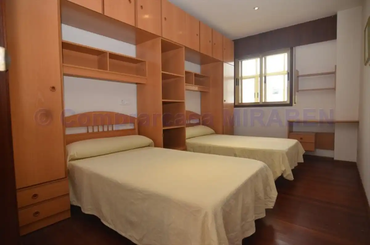 Bedroom of Flat for rent in Boiro, A Coruña