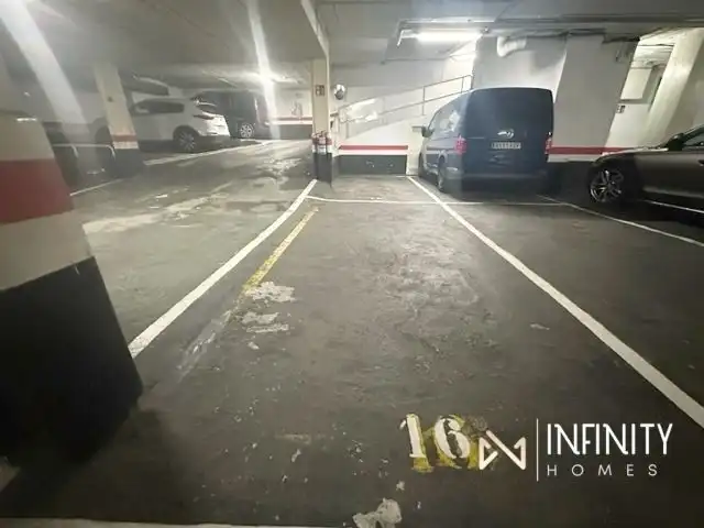 Parking de Piso de alquiler en Bilbao  con Calefacción