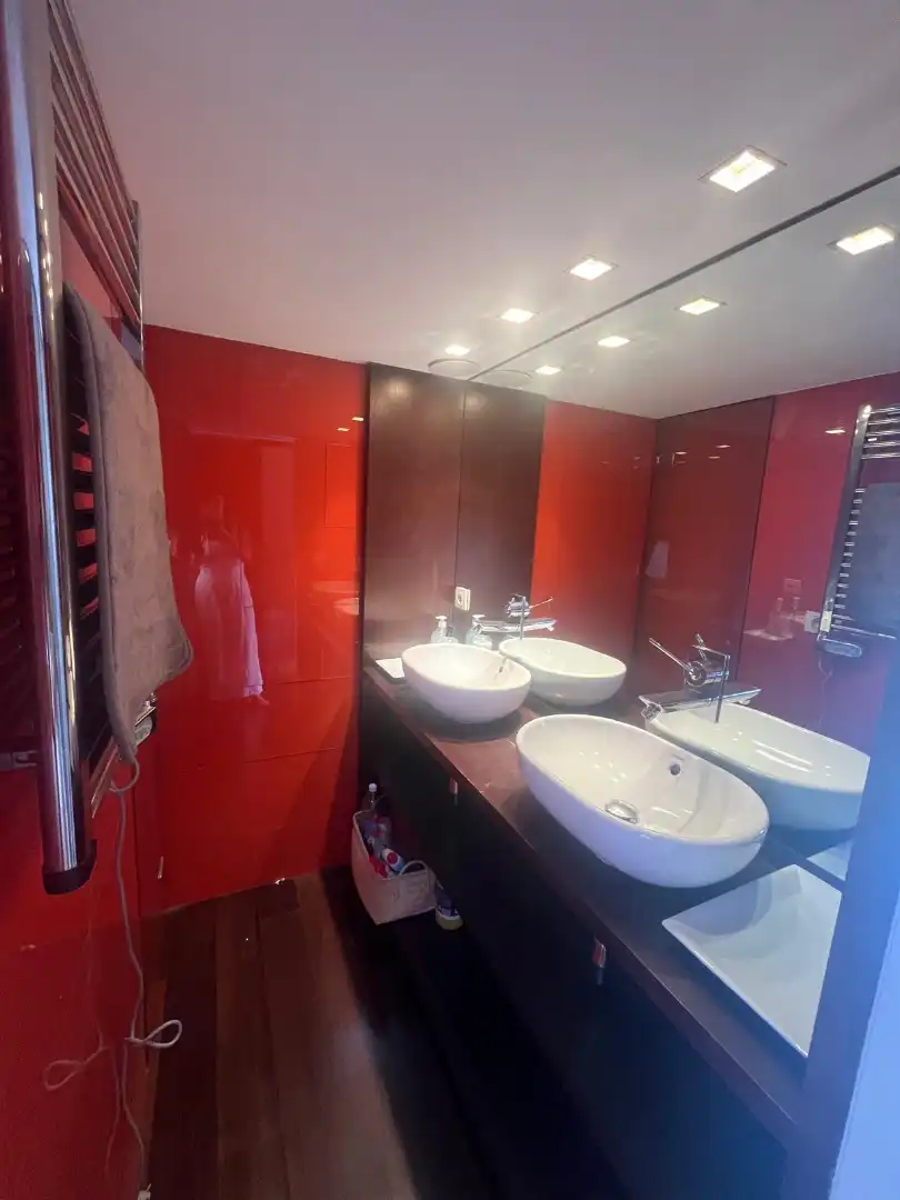 Baño de Ático de alquiler en Barcelona con Aire acondicionado, Calefacción y Terraza