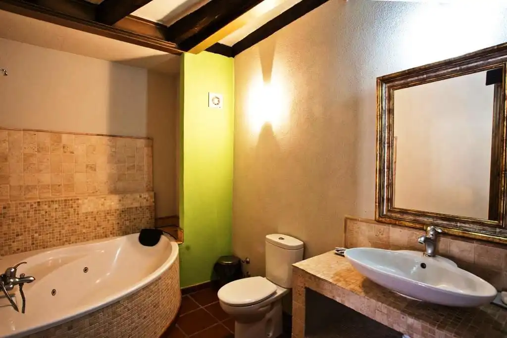 Badezimmer von Geschaftsraum zum Verkauf in Sequeros