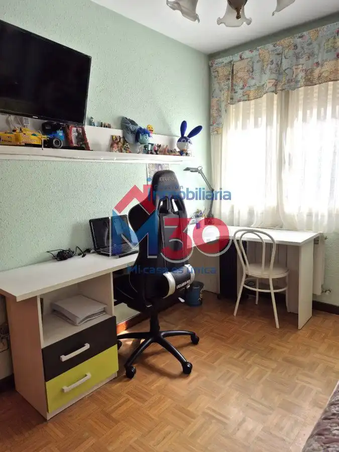 Piso en venta en Miranda de Ebro con Calefacción, Parquet y Terraza