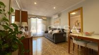 Living room of Flat for sale in Santa Coloma de Gramenet  with Heating and Terrace