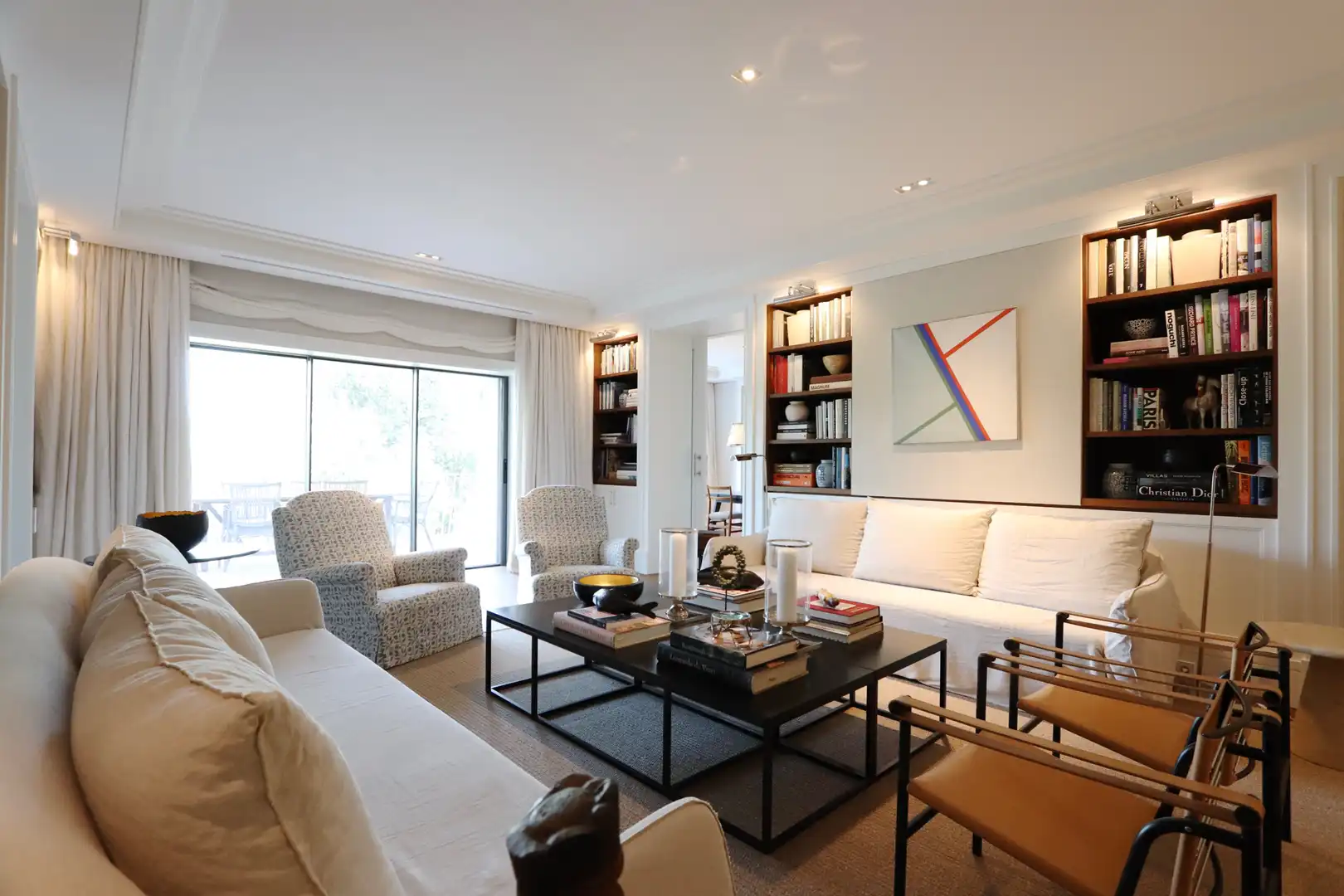 Living room of Flat for sale in Madrid  with Air Conditioner, Heating and Parquet flooring