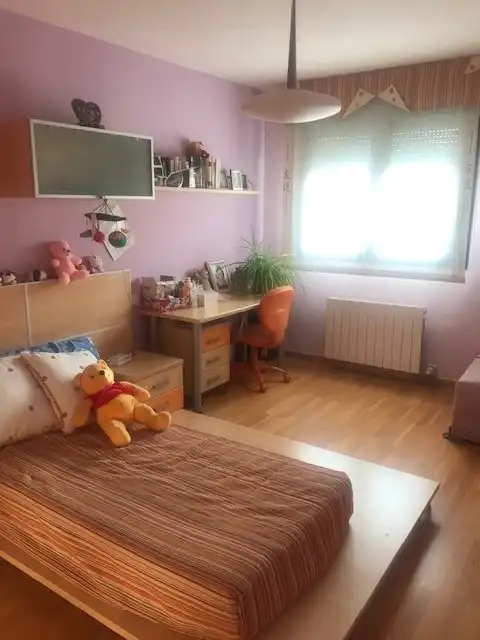Habitación de Casa adosada en venta en Calatayud con Aire acondicionado, Calefacción y Jardín privado
