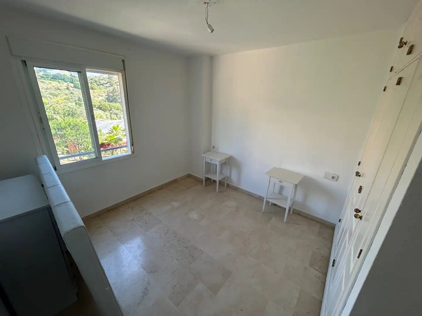 Habitación de Piso en venta en Málaga con Terraza, Balcón y Piscina comunitaria