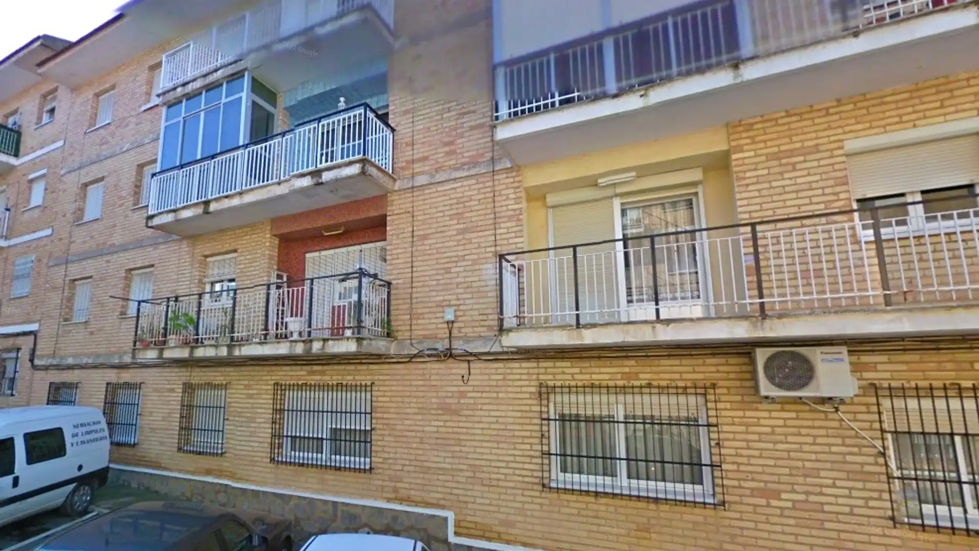 Vista exterior de Piso en venta en La Unión