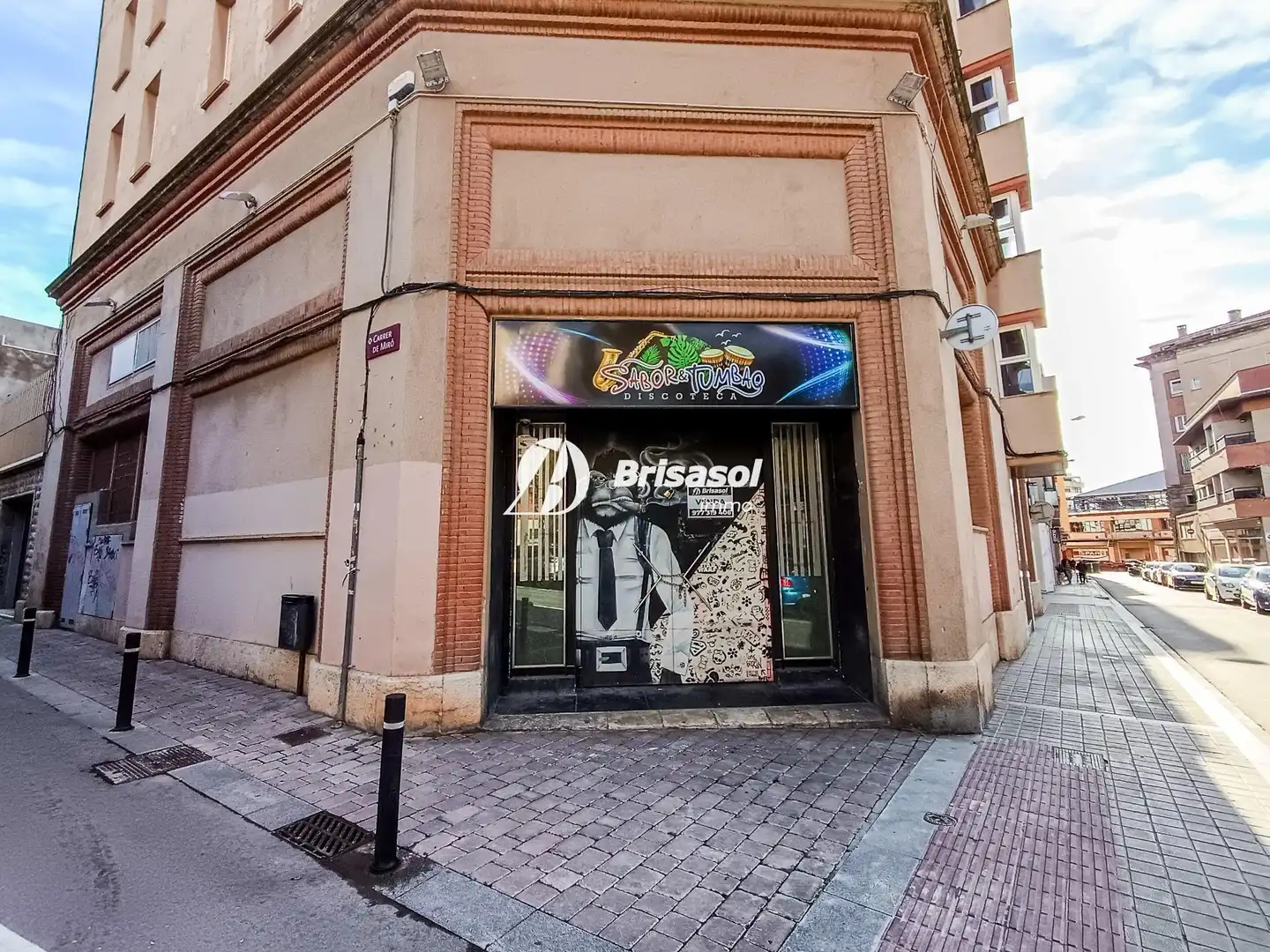 Vista exterior de Local en venta en Reus