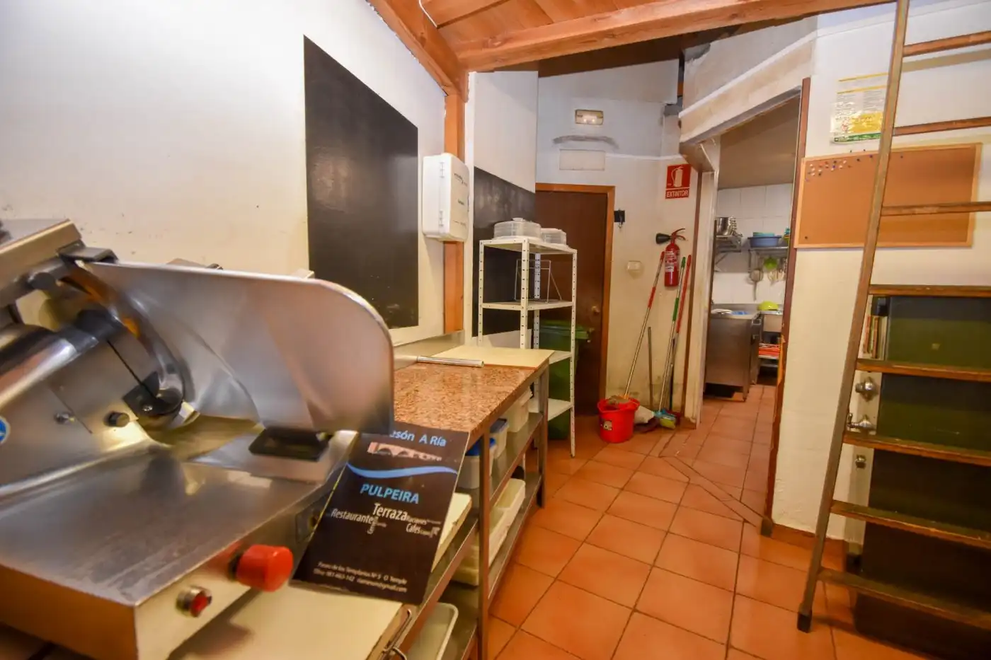 Locale commerciale in vendita a Cambre, imagen 52