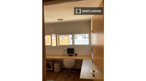 Photo 4 of Room in El Cano - Los Bermejales, Sevilla Capital