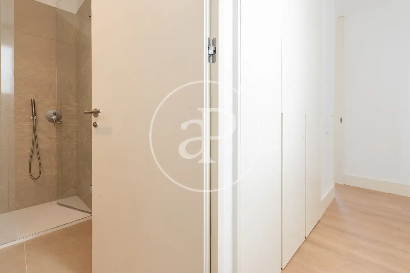 Schlafzimmer von Wohnung zum Verkauf in Madrid mit Klimaanlage, Heizung und Möbliert