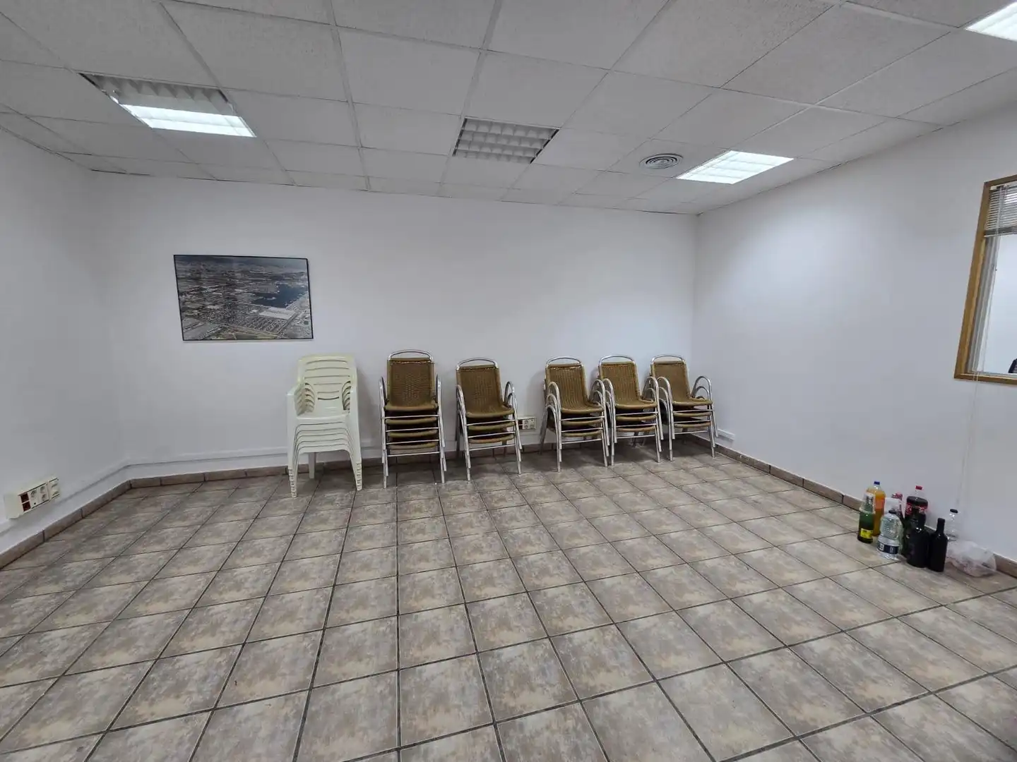Business premises for sale in Poble, imagen 2