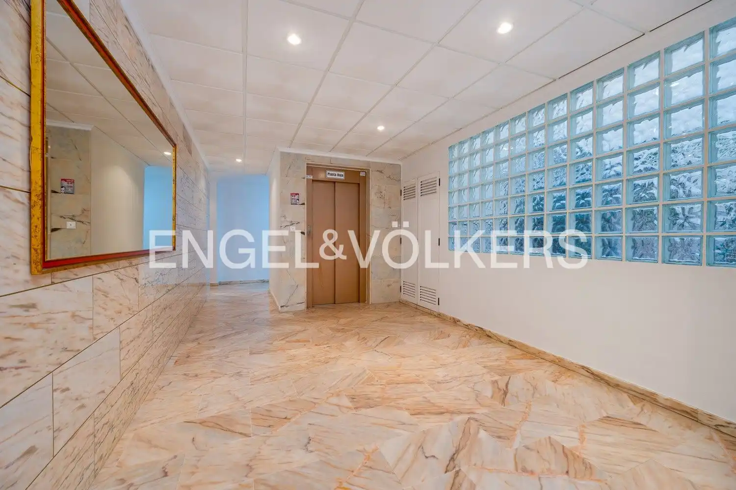Attic for sale in Guardamar del Segura  with Air Conditioner, Heating and Terrace