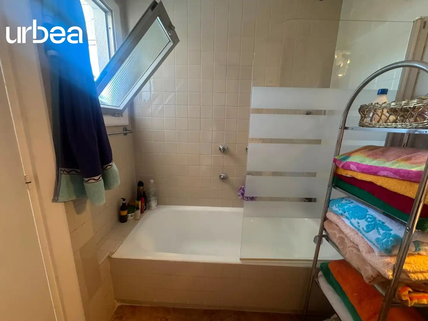 Bany de Apartament de lloguer en Málaga amb Piscina comunitària