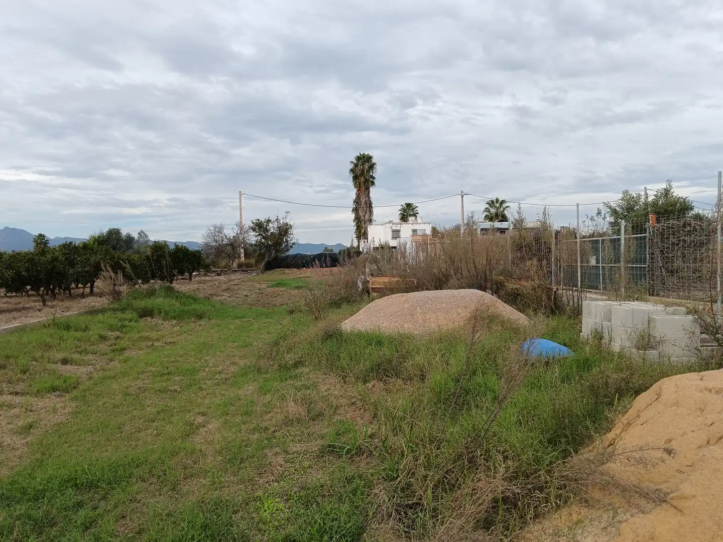 Rustikales Grundstück zum Verkauf in Piscinas, imagen 3