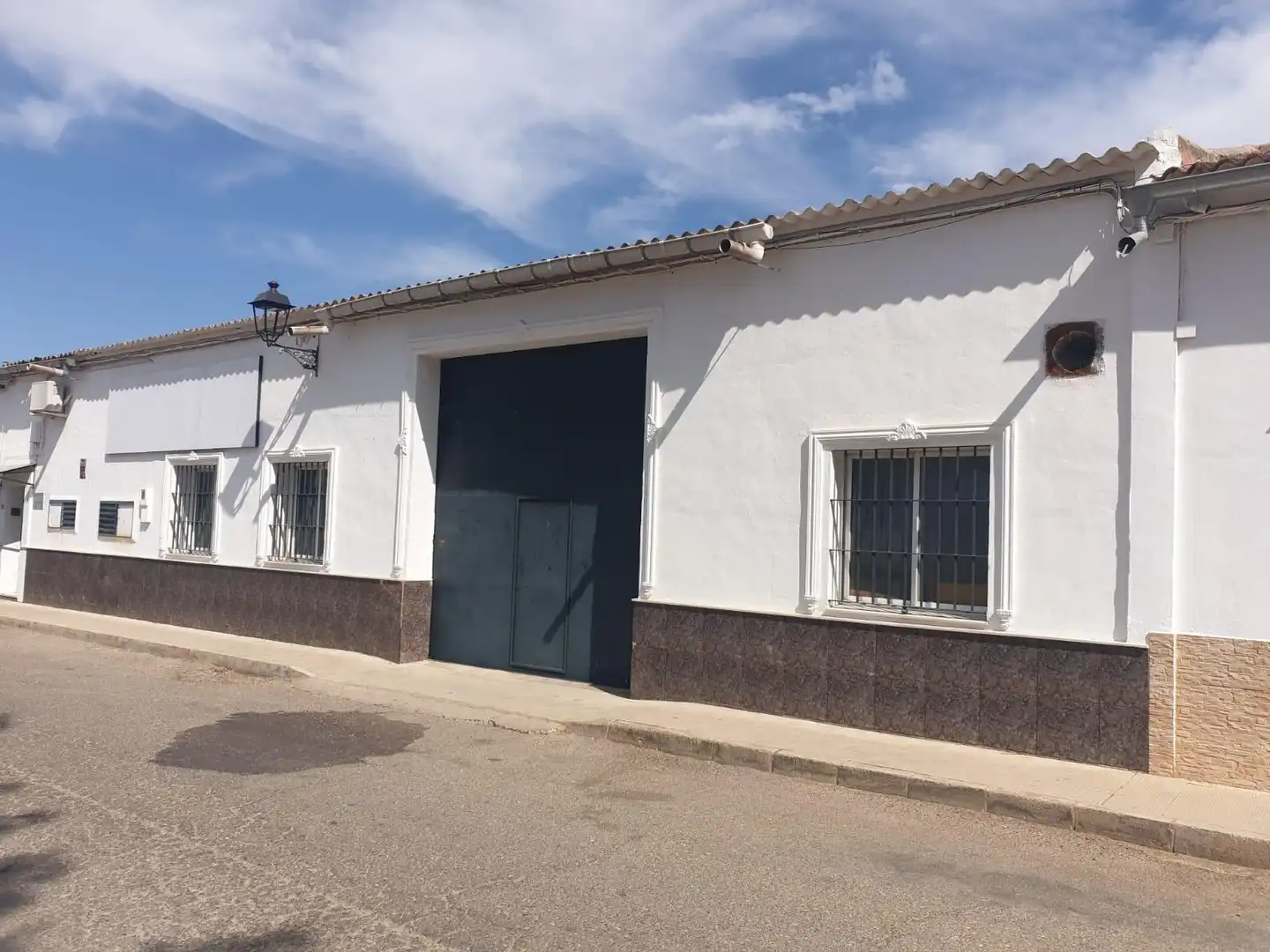 Nau industrial en venda a Pilas
