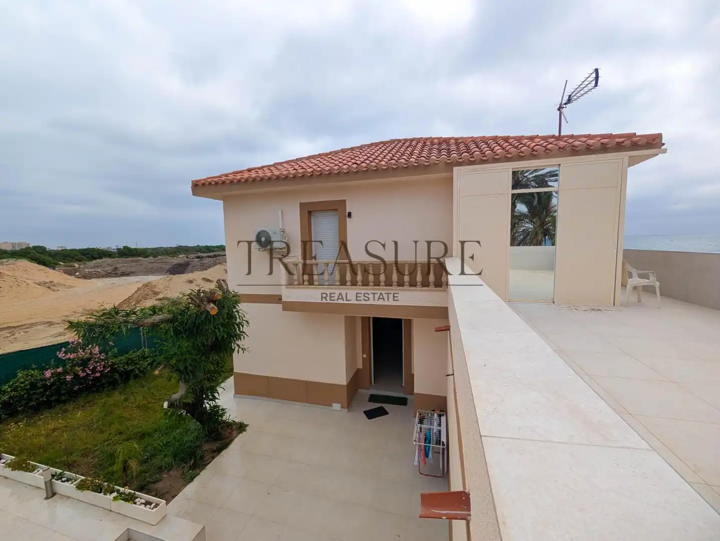 Terrace of Houses for sale in La Manga del Mar Menor  with Air Conditioner, Private garden and Terrace